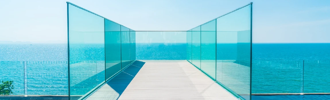Customized Glass Pool Fence Repair Services in Hawthorne Village